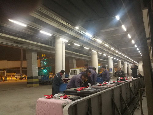 1487139095926012308.jpg “?!迸R旅客 心暖暖噠-李彩娟、曾竑量1.jpg